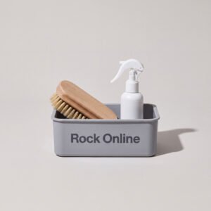 Hold Cleaning Kit